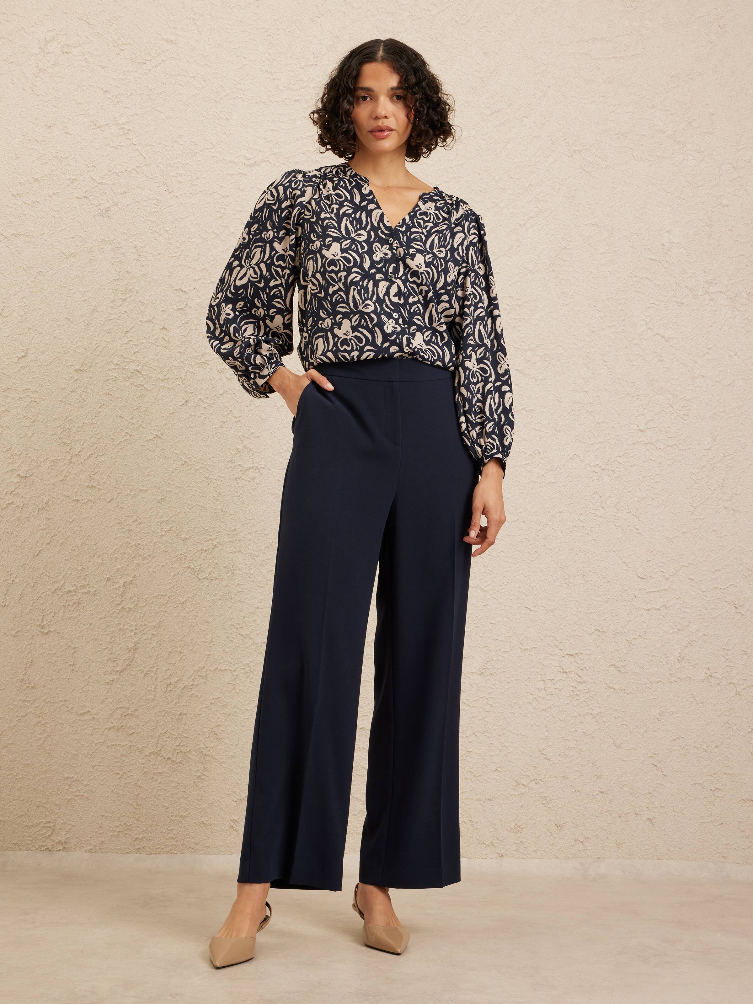 Elegant Crepe Wide Leg Pant