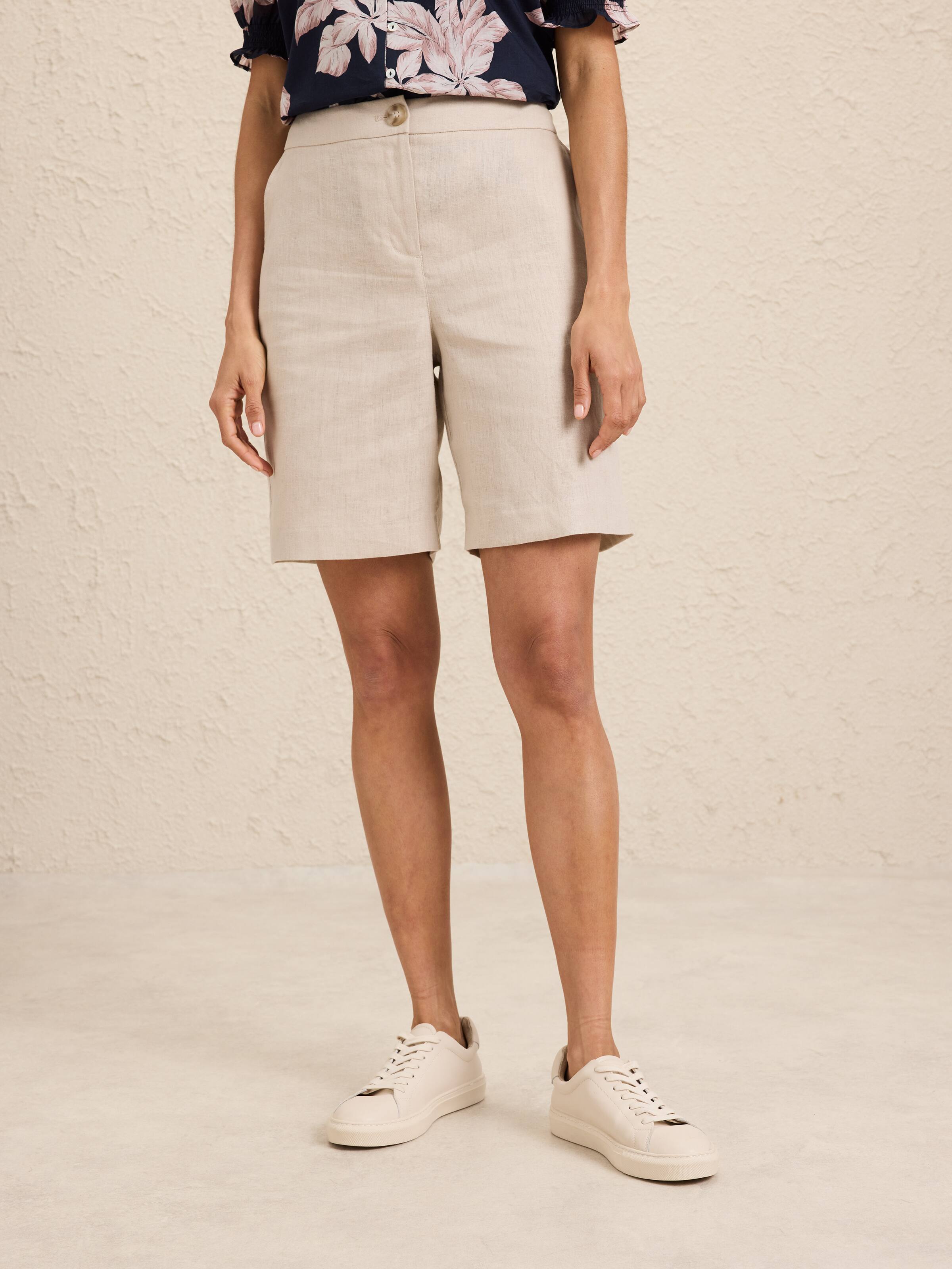 Elastic Back Linen Short