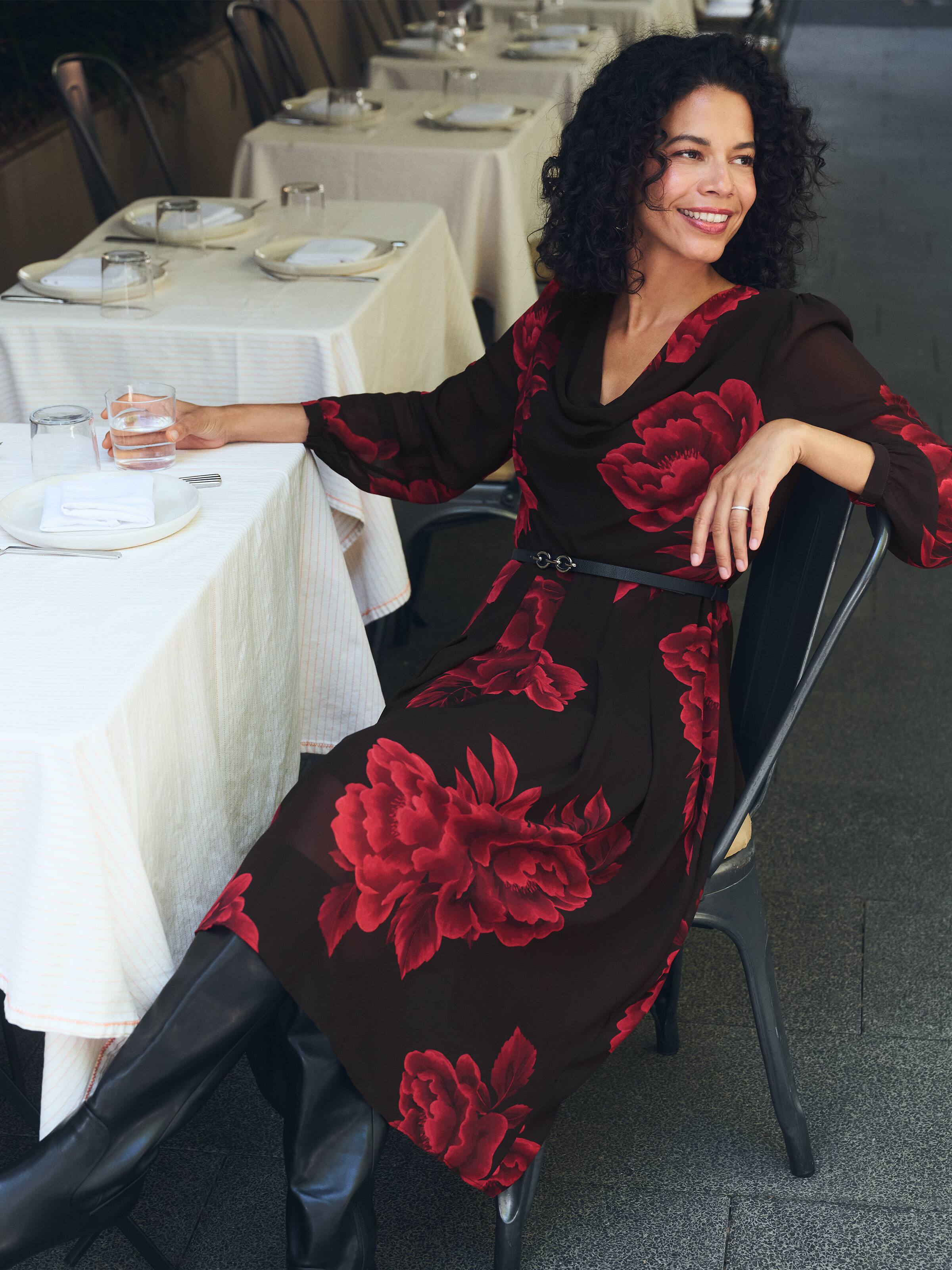 Casual Dresses - Floral & Smart Casual Dresses | Jacqui E Casual Dresses - Floral & Smart Casual Dresses | Jacqui E