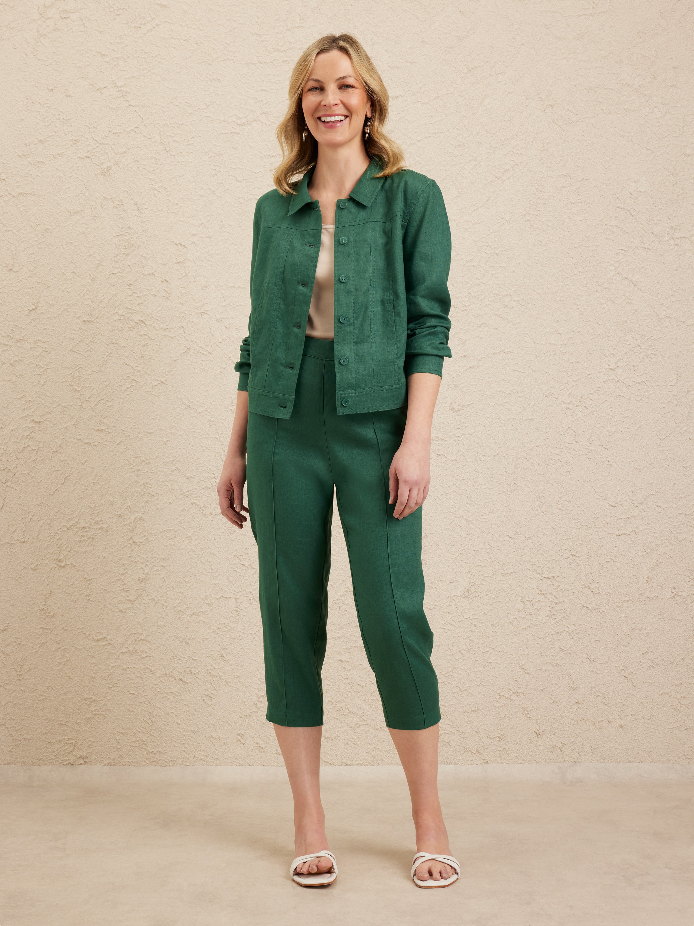 Linen Pull On Cropped Pant