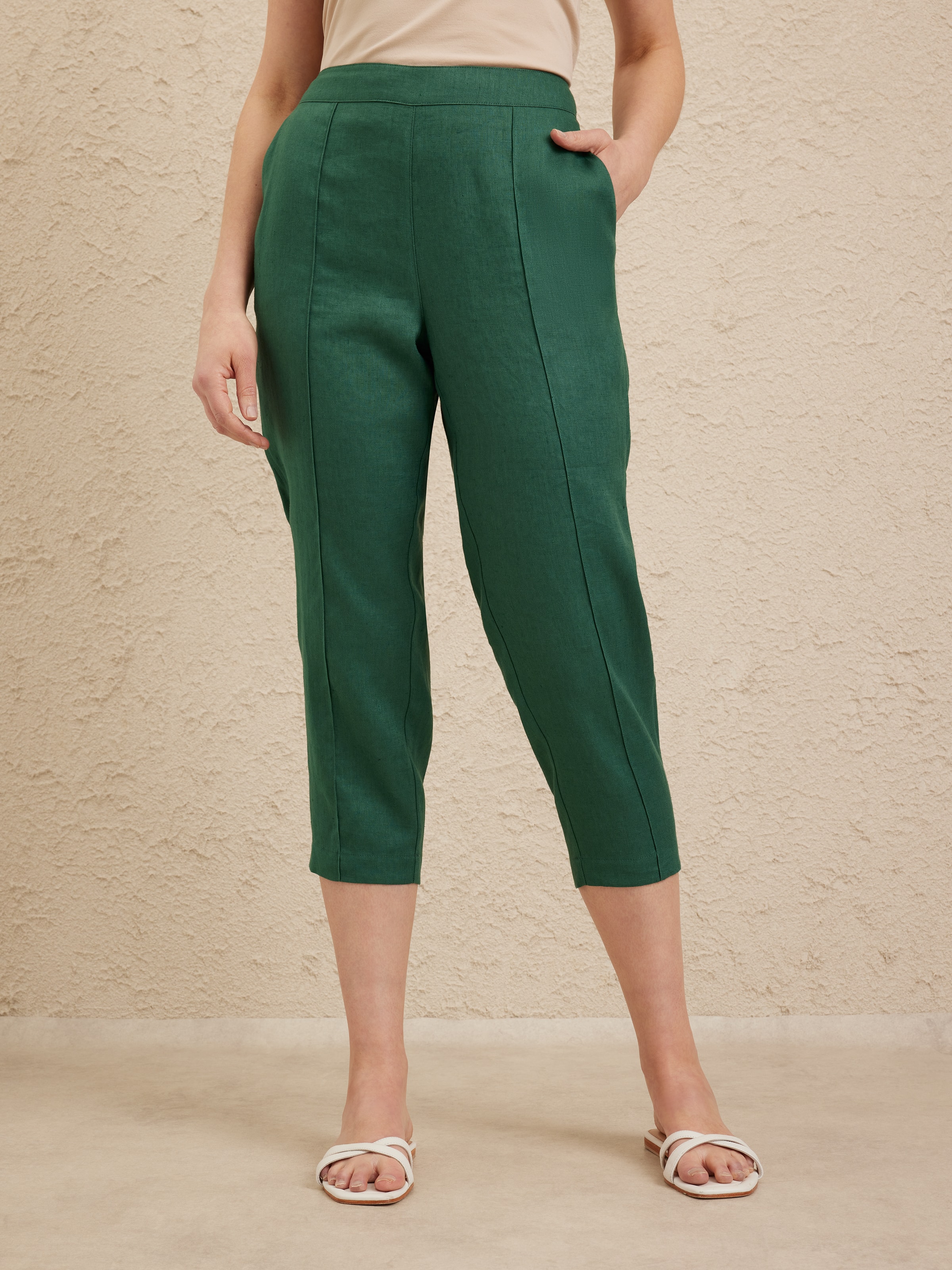 Linen Pull On Cropped Pant