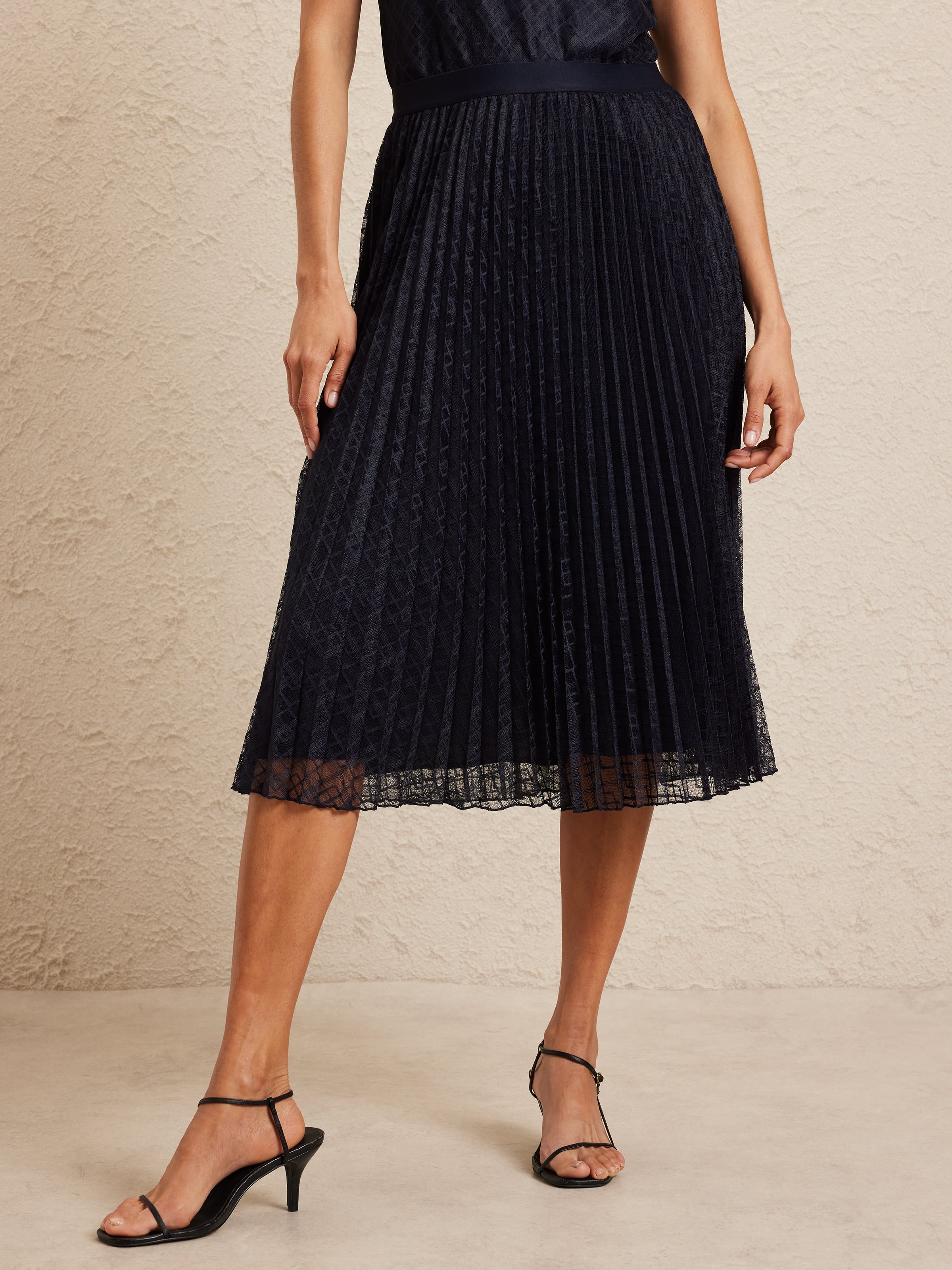 Geo Lace Pleat Skirt