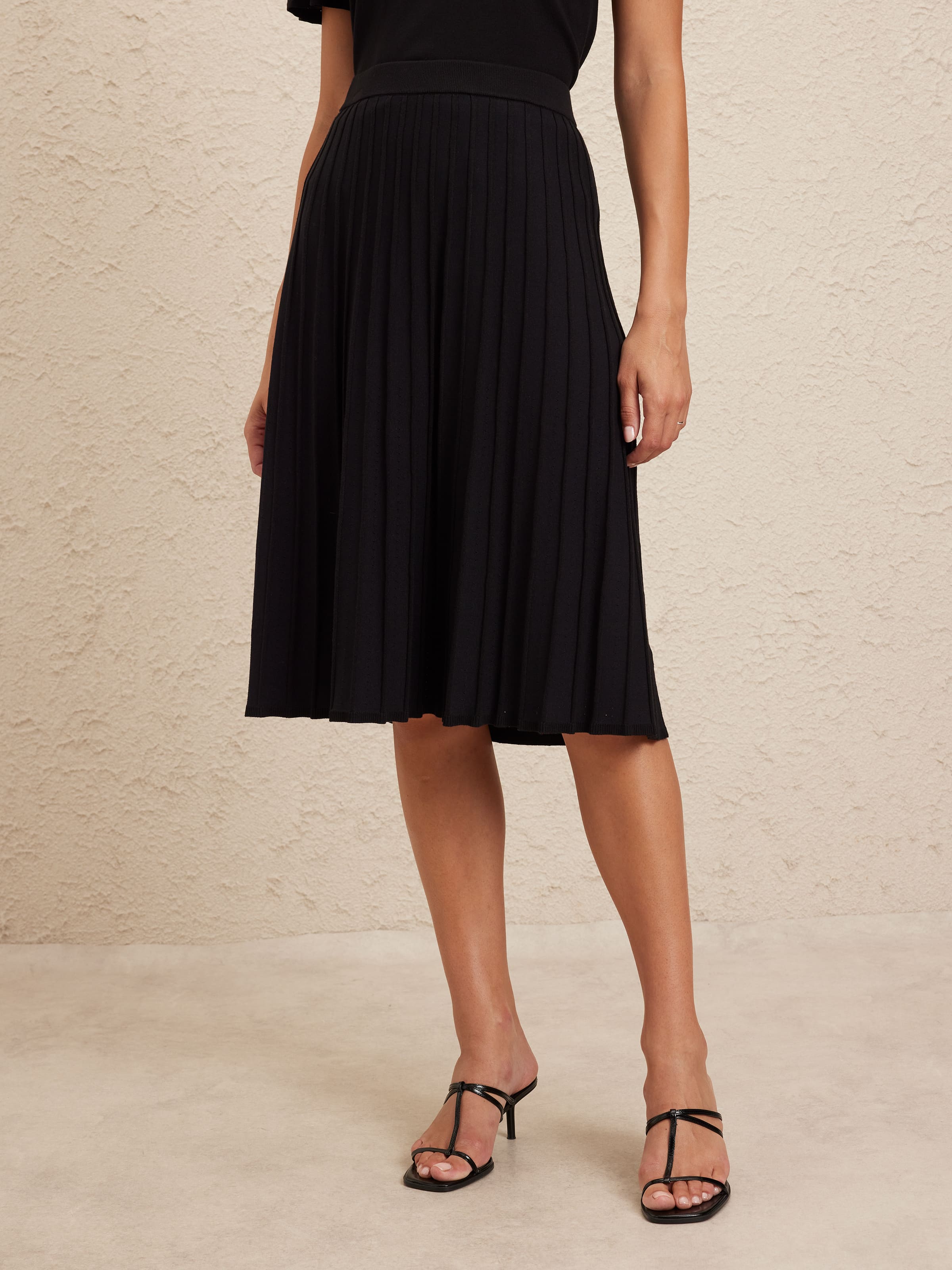 Roma Rib Knit Pleat Midi Skirt