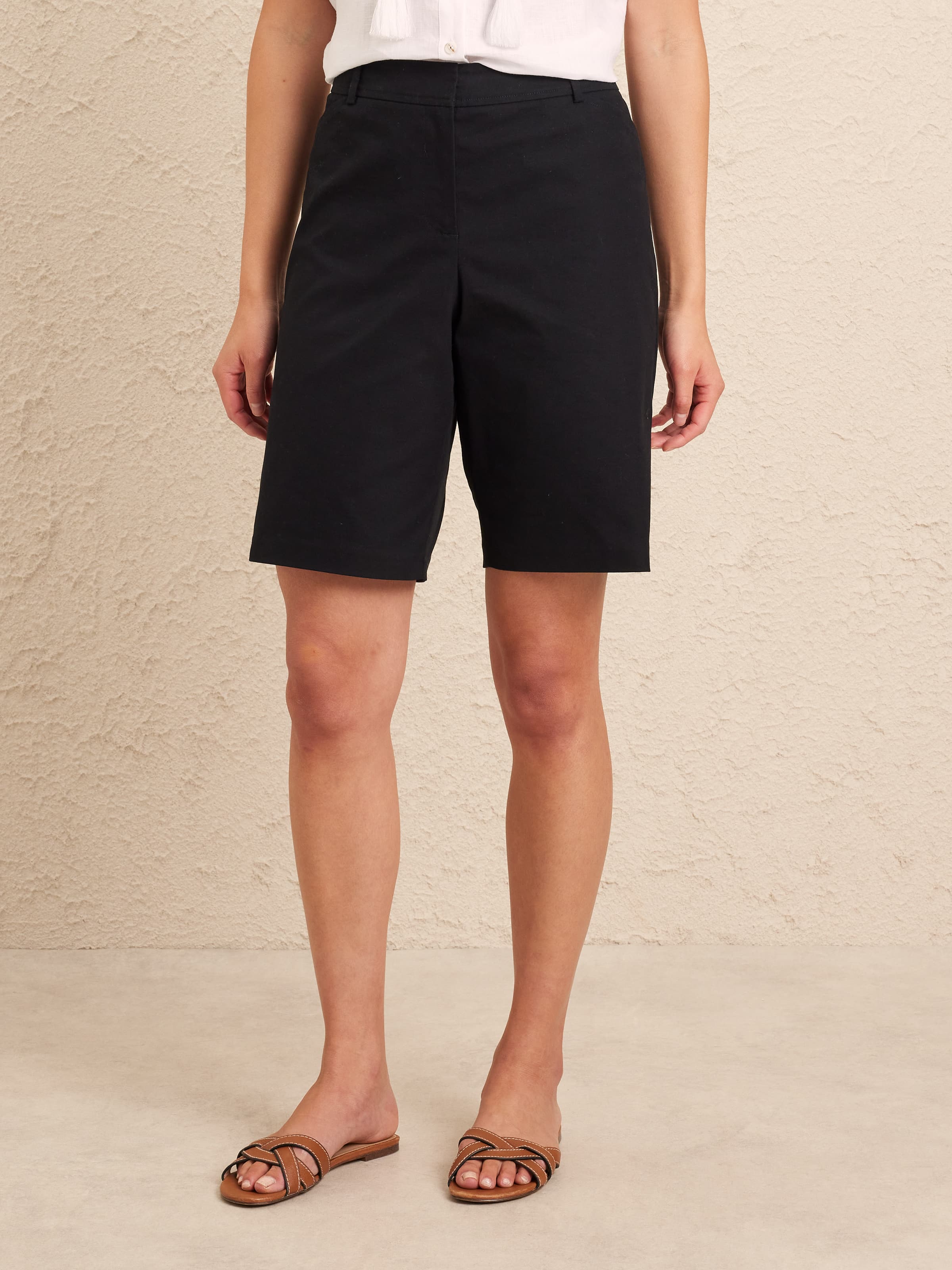 Natalie Oxford Cotton Short