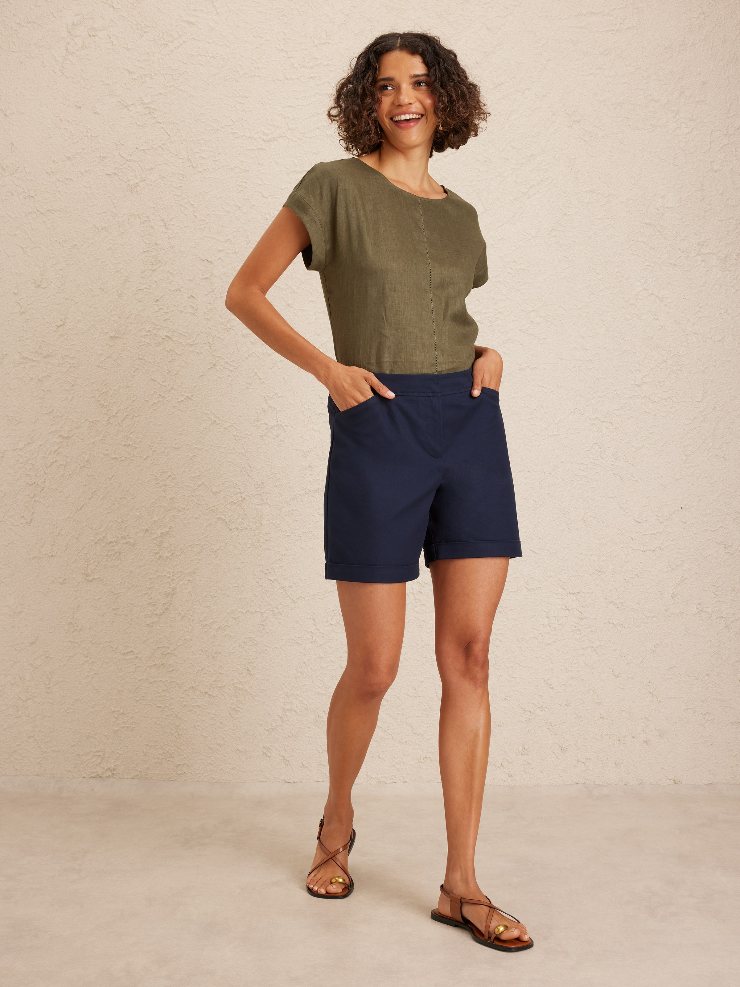 Cuffed Oxford Cotton Short