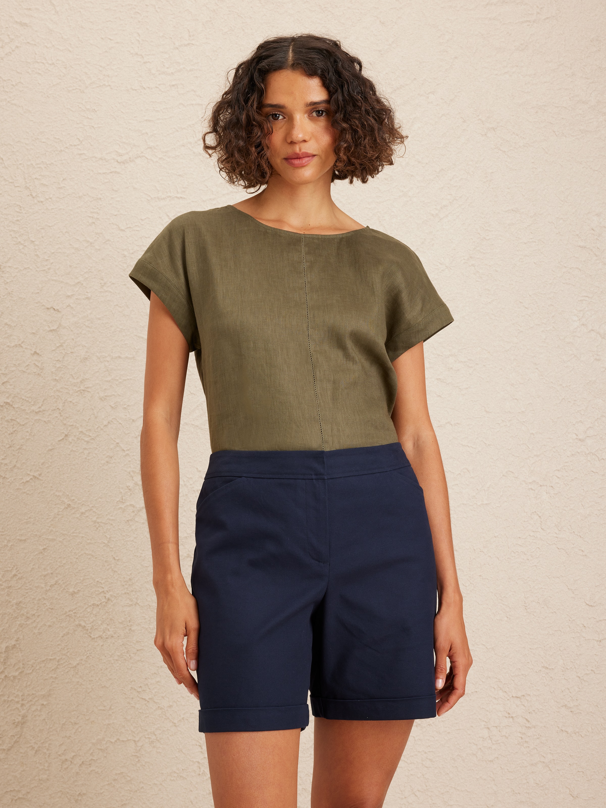 Cuffed Oxford Cotton Short