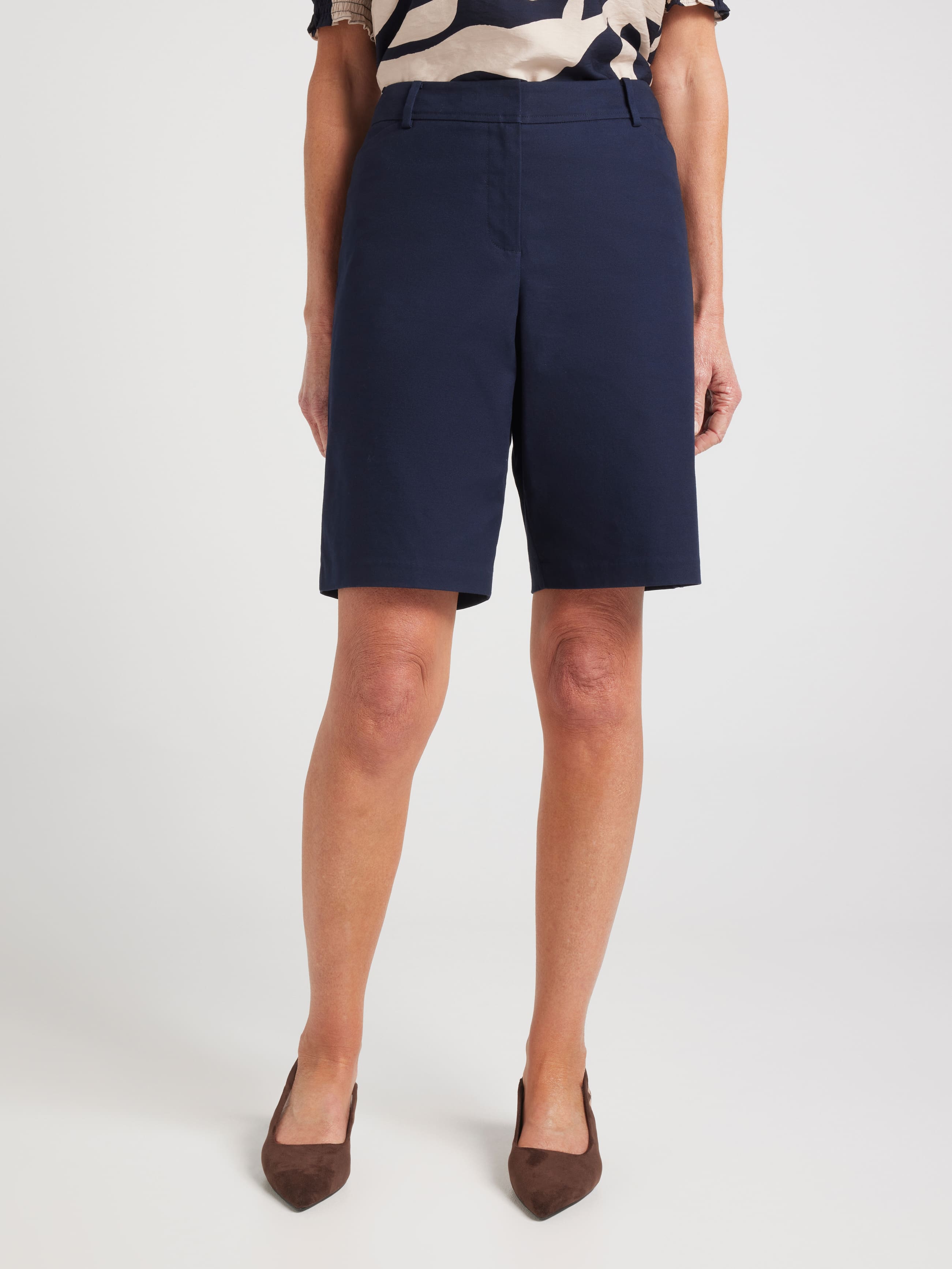 Natalie Oxford Cotton Short