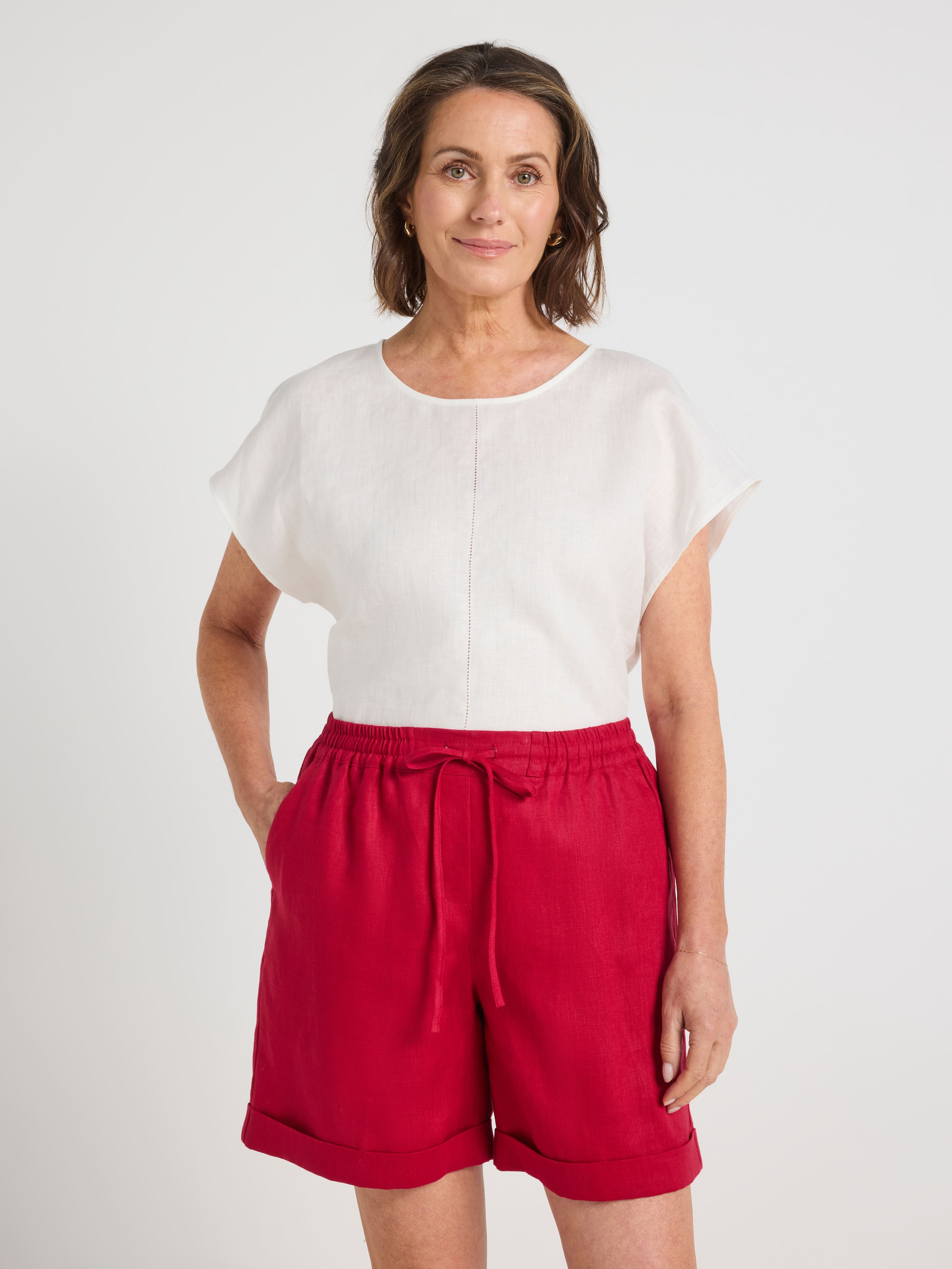 Lizzy Linen Cuffed Short