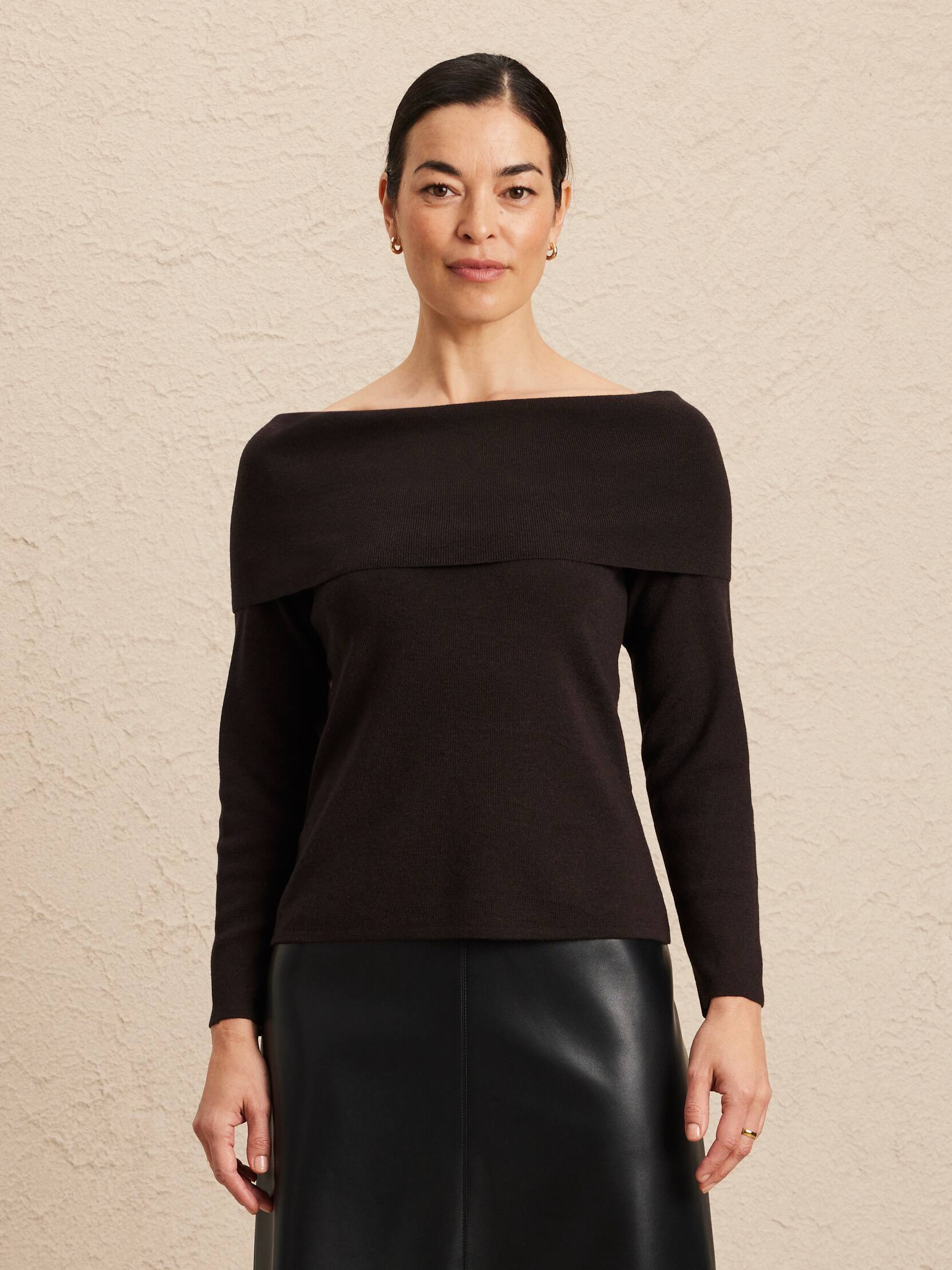 Lara Off Shoulder Jumper