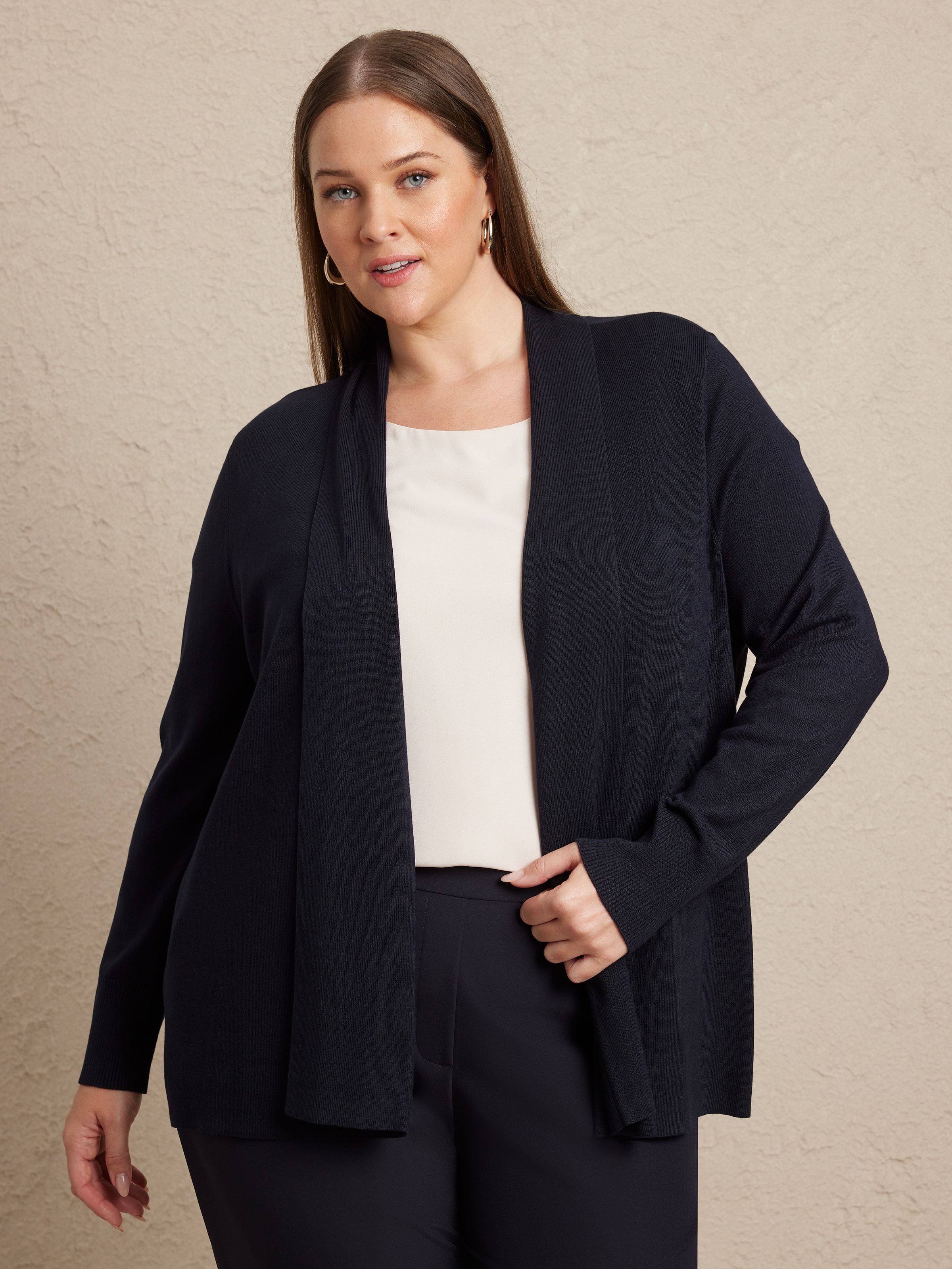 Curve Izzy Cardi