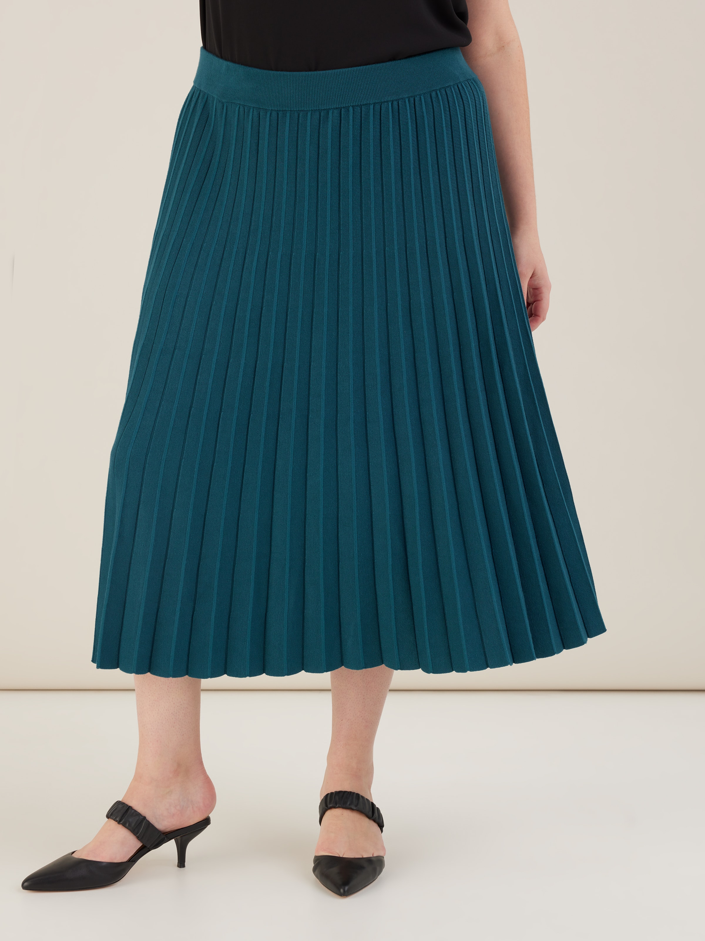 Curve Estelle Knit Skirt