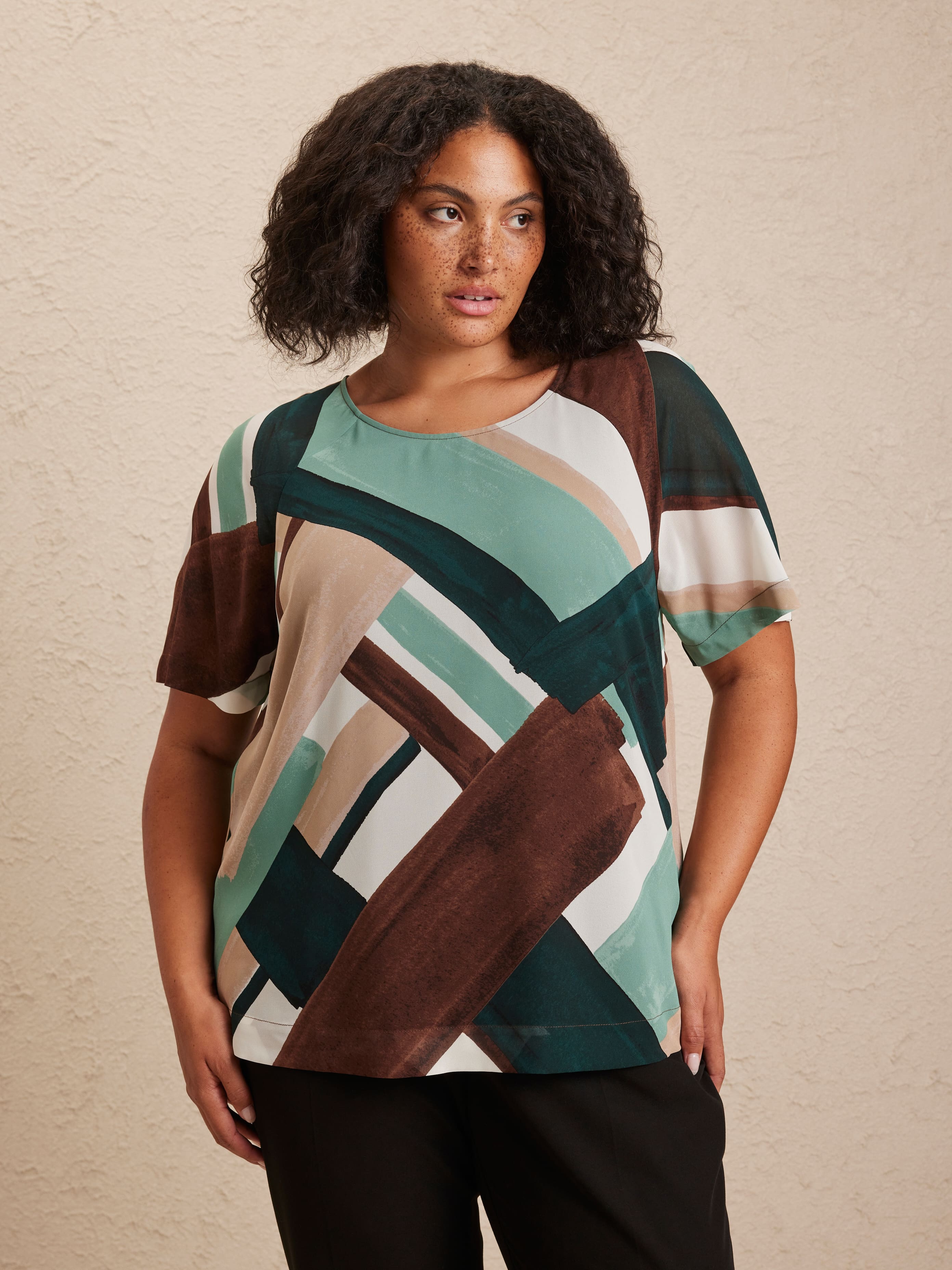 Curve Salem Elbow Raglan Blouse