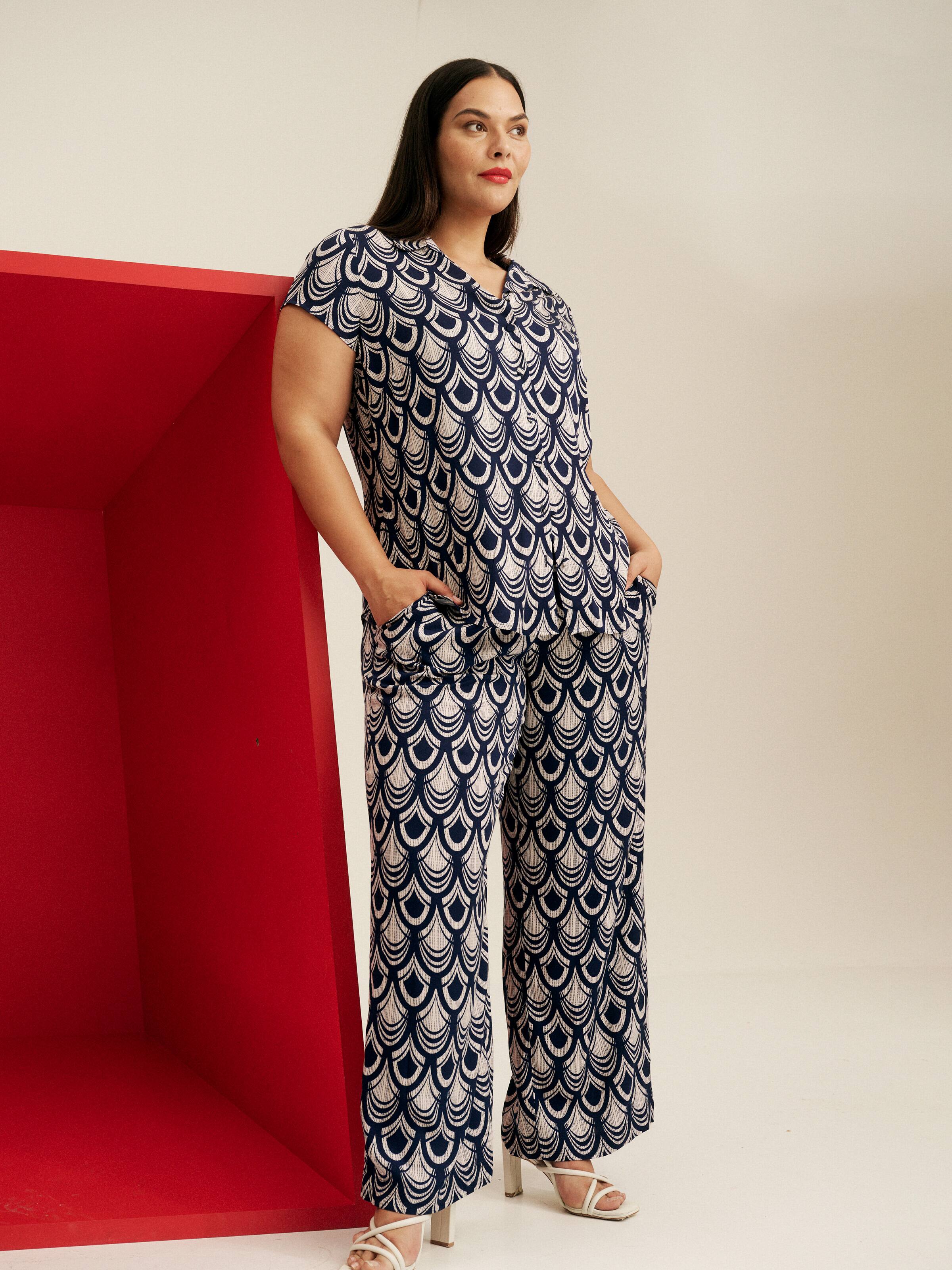 Jacqui E Wrap Top | 6-8