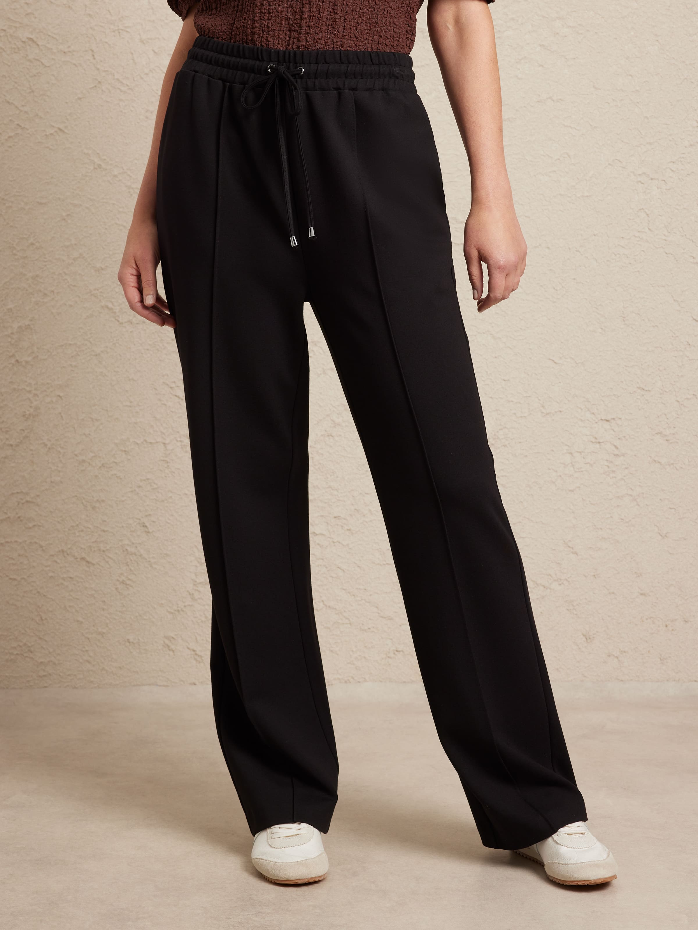 Penny Ponte Relaxed Pant