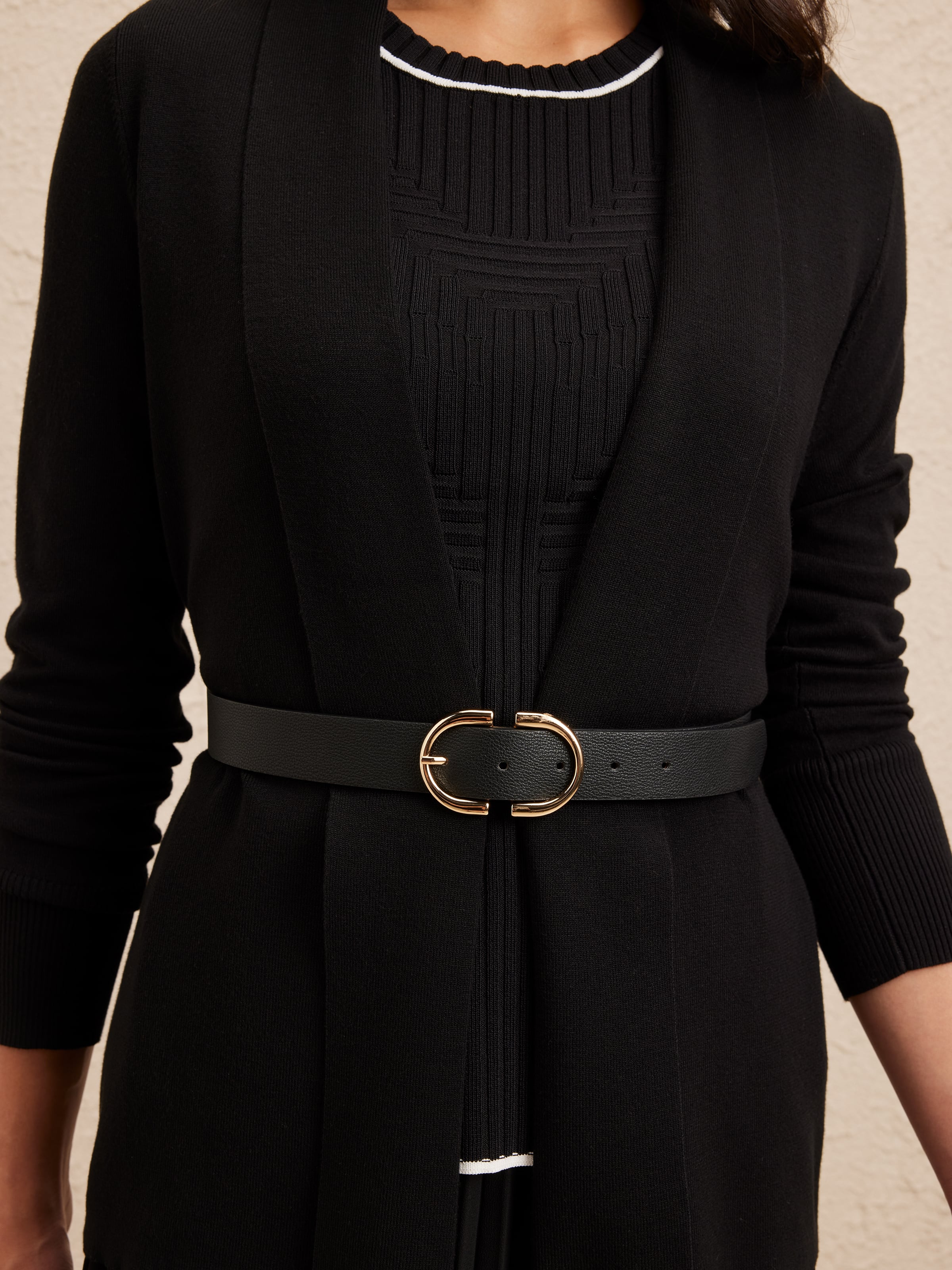 Curved Buckle Belt