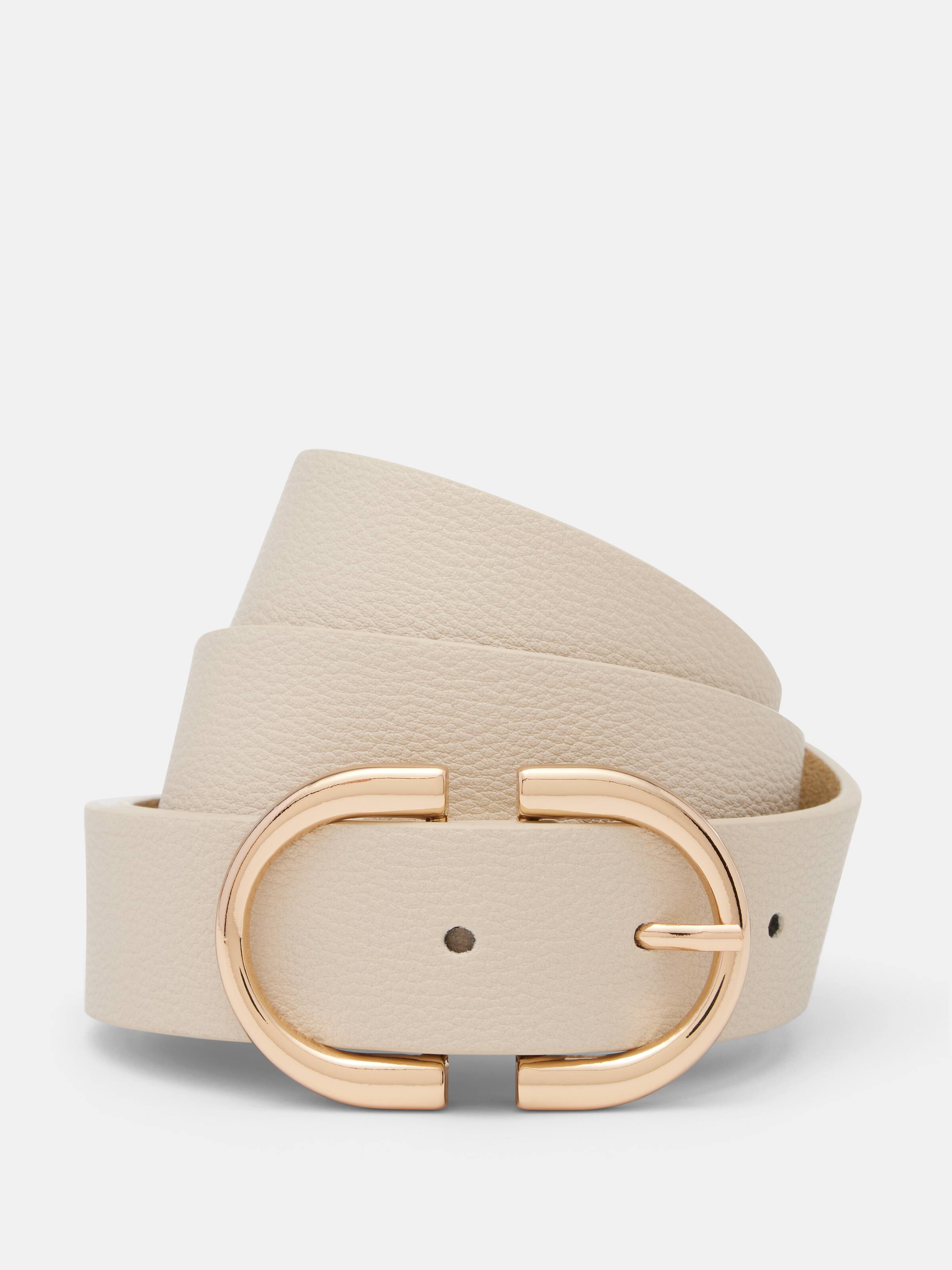 Curved Buckle Belt