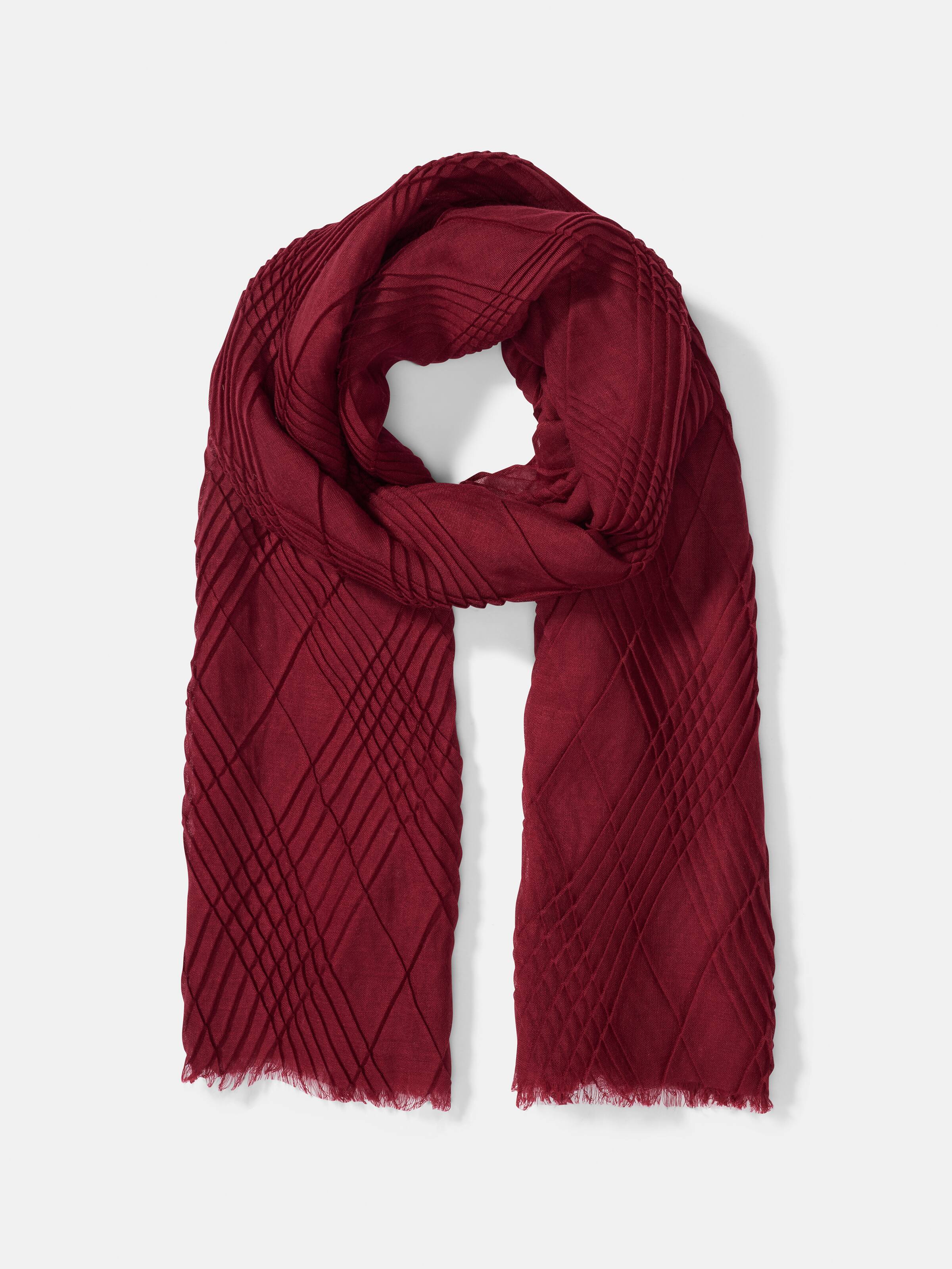 Diamond Pleated Scarf