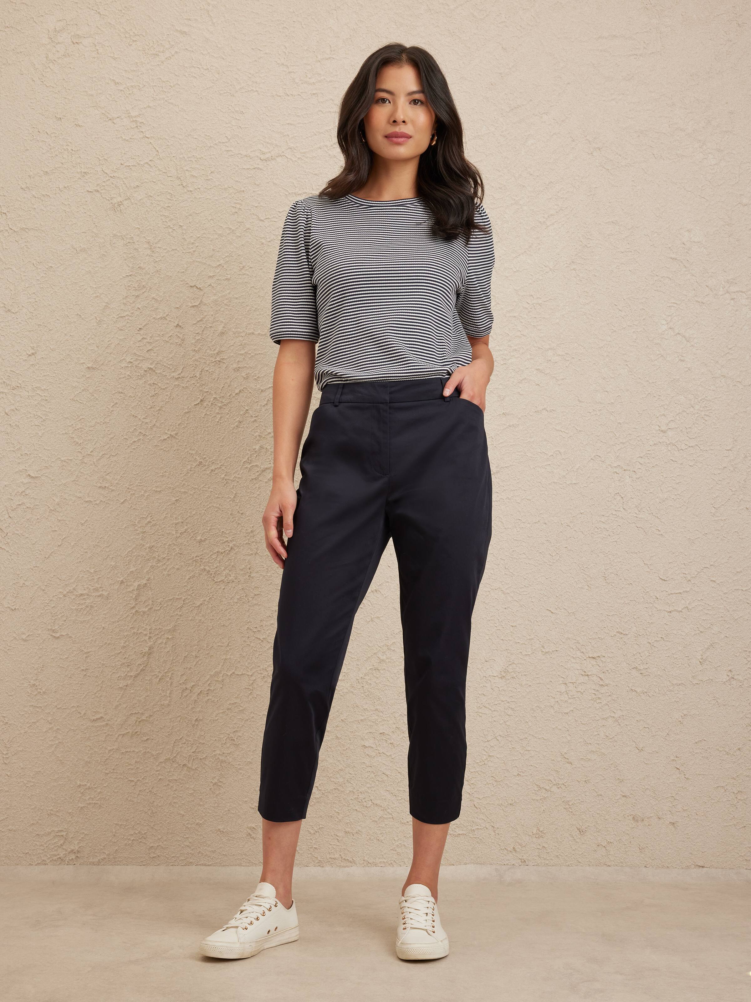 Cindy Sateen Capri Pant