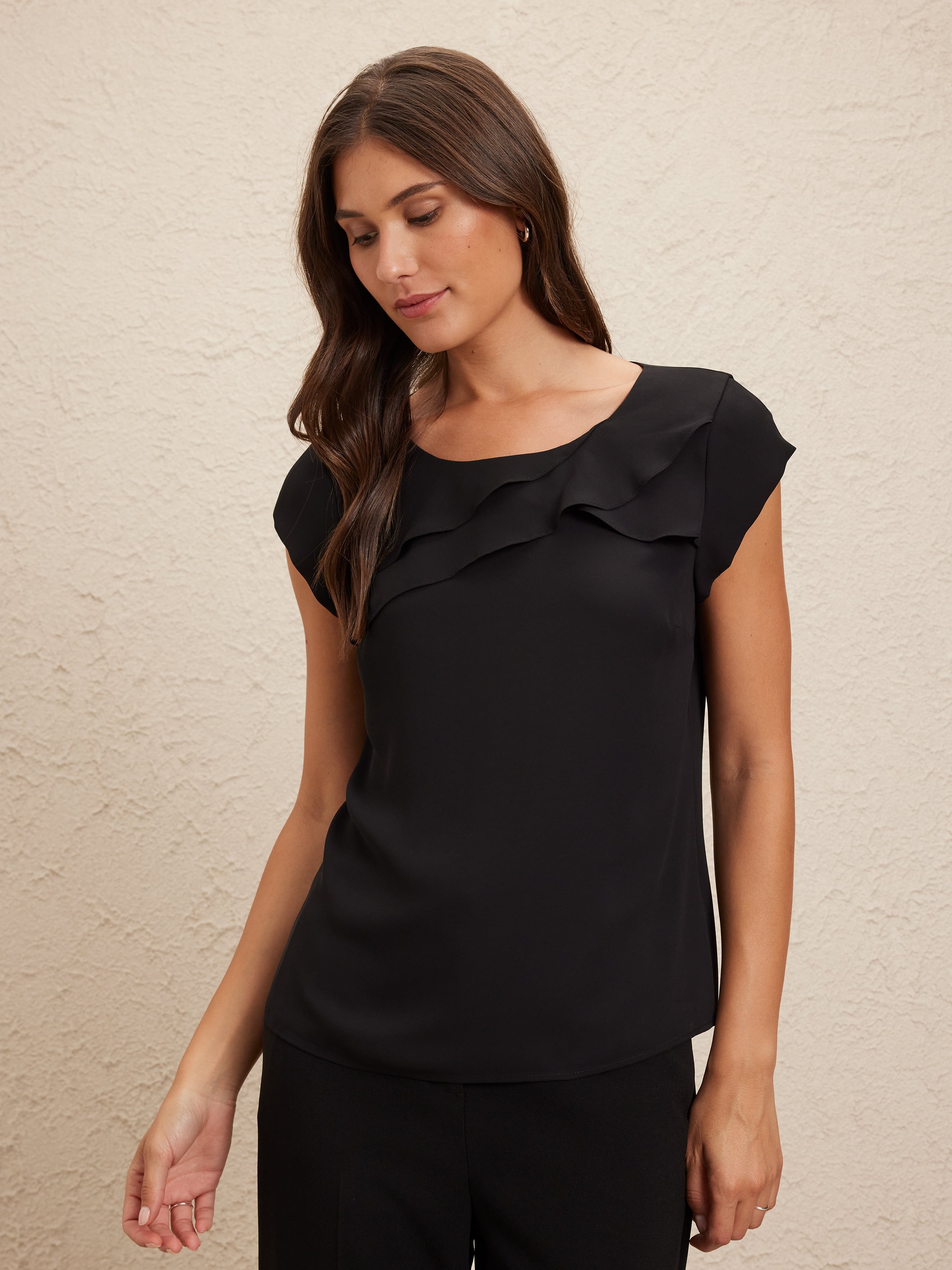 Ruffle tops | Jacqui E Online