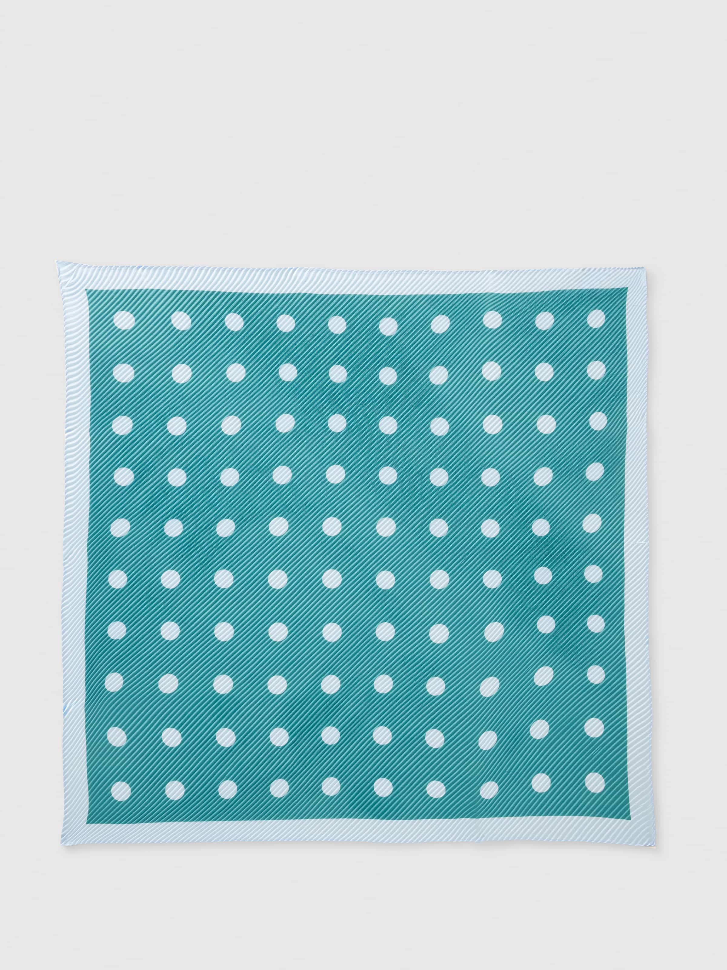 Poppy Pleat Spot Scarf