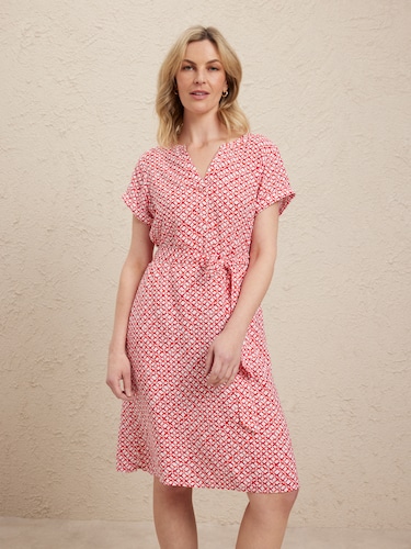 Hannah Popover Dress                                                                                                            