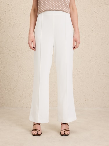 Pintuck Crepe Wide Leg Pant                                                                                                     