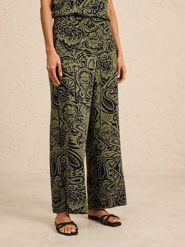 Stamped Border Crepe Pant                                                                                                       