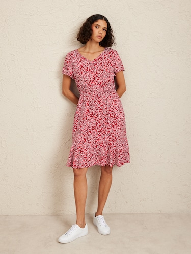 Ellen Popover Dress                                                                                                             