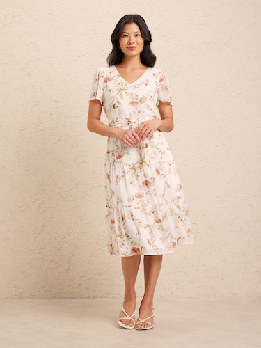 Molly Tiered Midi Dress                                                                                                         