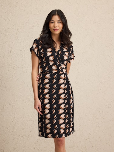 Katie Collared Shift Dress                                                                                                      