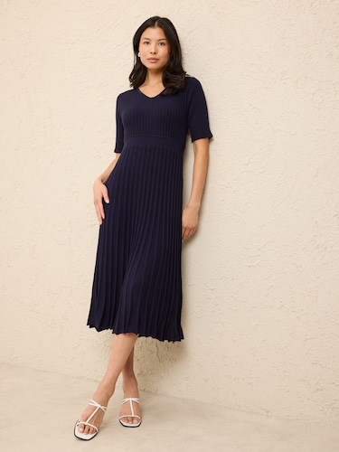 Elle Knit Dress                                                                                                                 