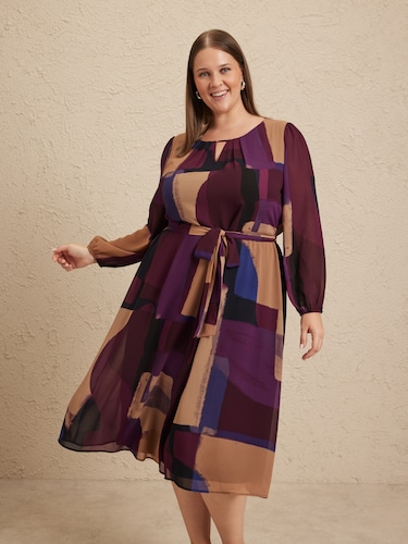 Curve Mae Midi Dress                                                                                                            