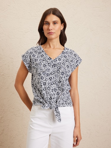 Sutton Tie Front Tee                                                                                                            