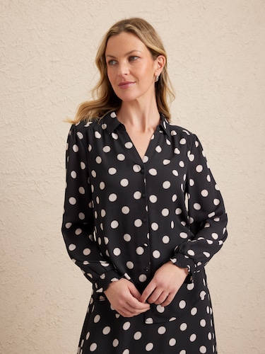 Long Sleeve Charlotte Collared Shirt                                                                                            